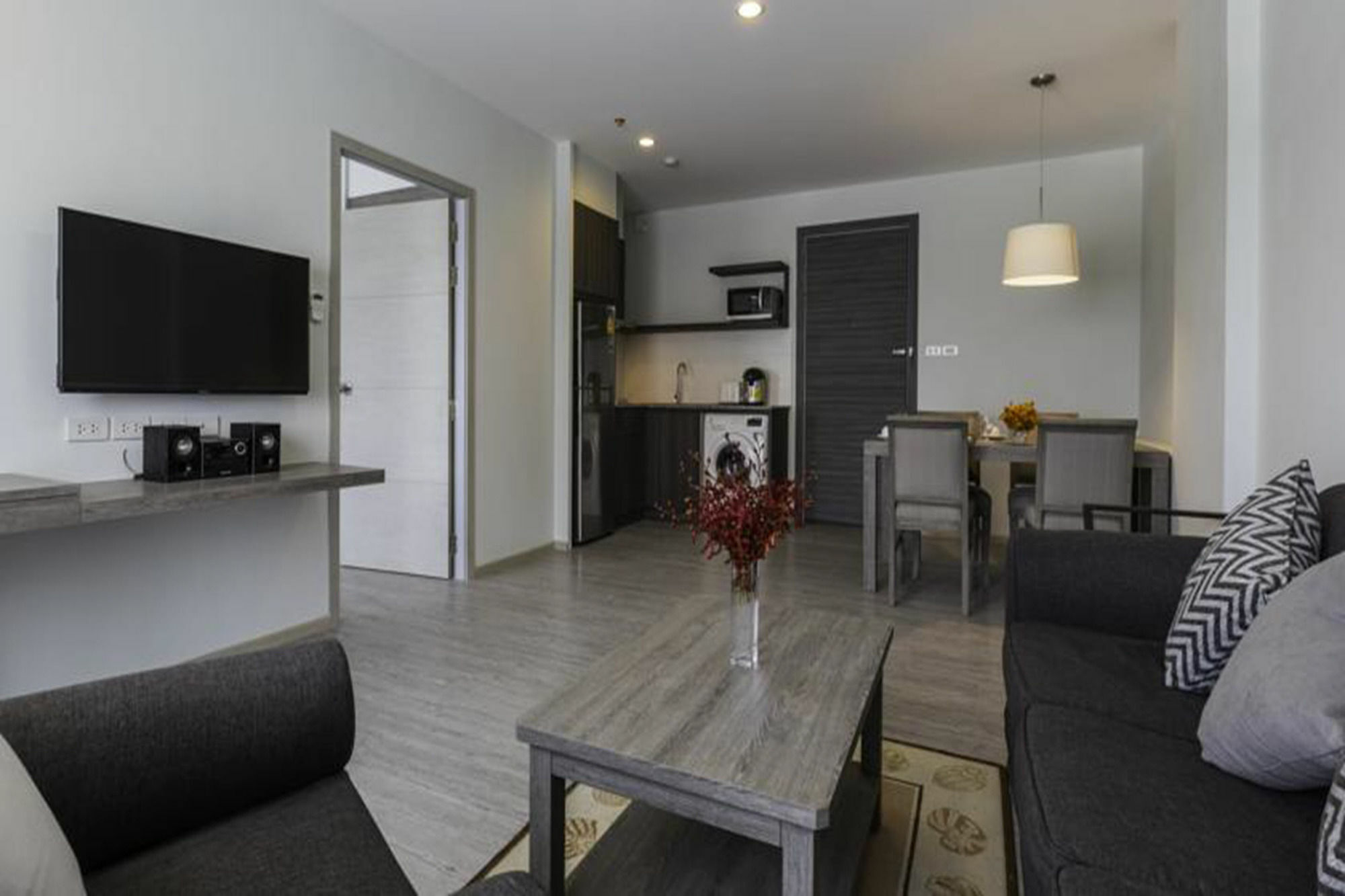 Kantary Hotel And Serviced Apartment, Amata, Bangpakong Ban Tamru Dış mekan fotoğraf